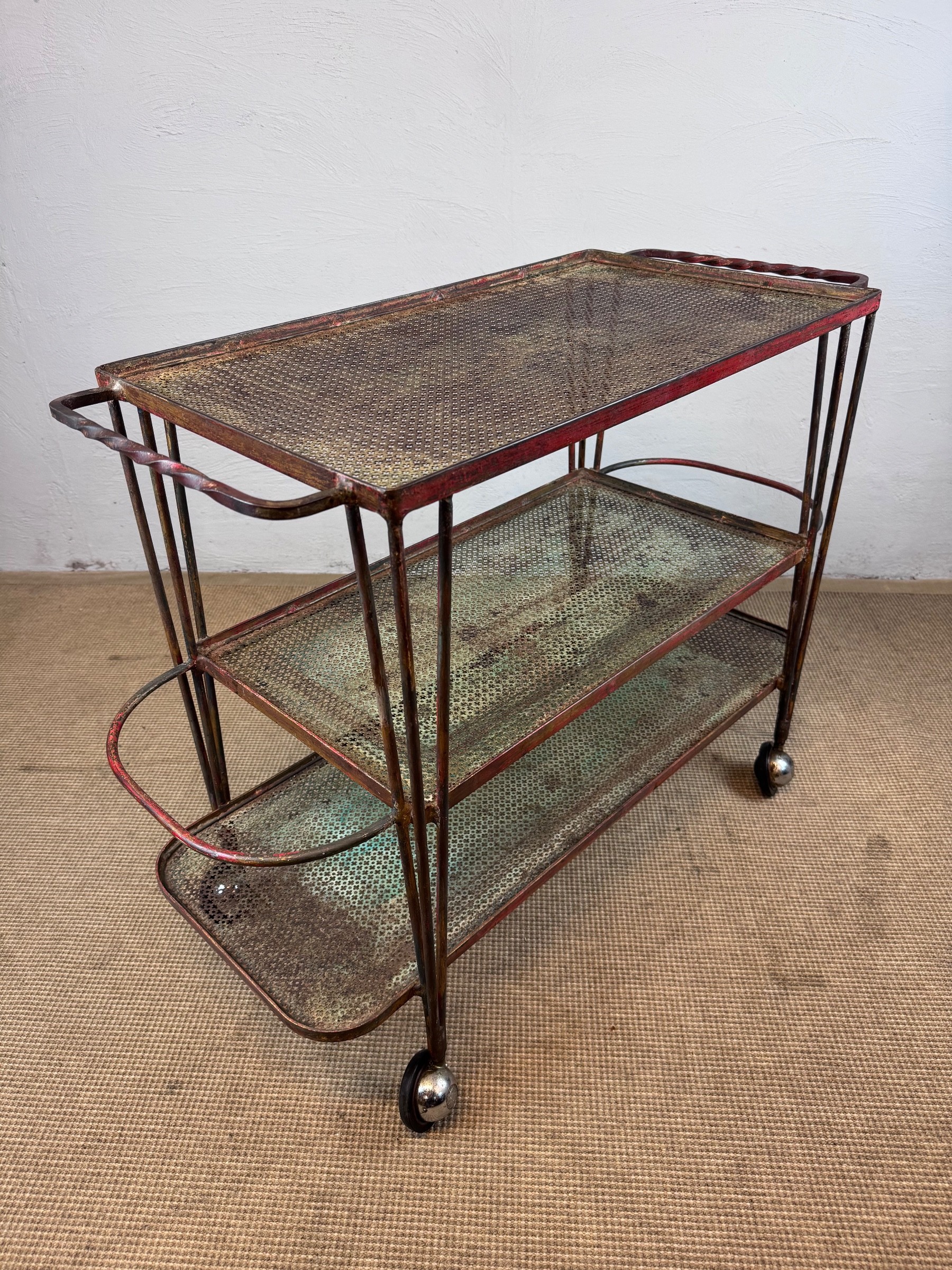 Servierwagen in de stijl van Mathieu Matégot, jaren 50